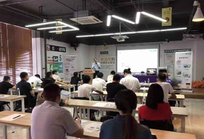 雅视特参加-安捷特在浙江省温州市举办的安捷特天平、镀层测厚仪产品推介会